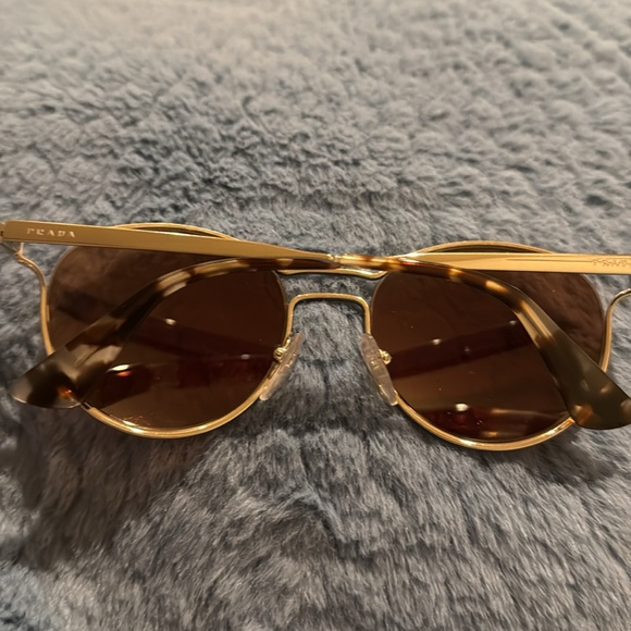 Authentic Prada 62S sunglasses, great condition!!!!!! - Picture 8 of 8